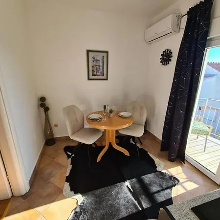 Neda Διαμέρισμα